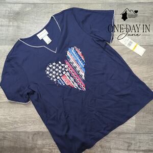 Alfred Dunner Petite V Neck Patriotic Heart Americana T Shirt Size PS